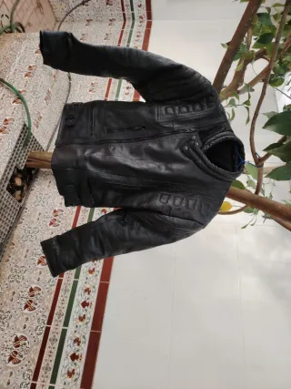 Cazadora de cuero moto Talla 54