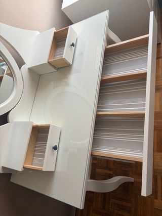 Toeletta Bianca Hemnes Ikea con Specchio