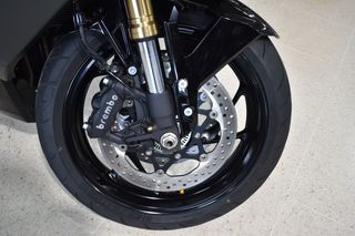 Suzuki GSX S1000GT Negra