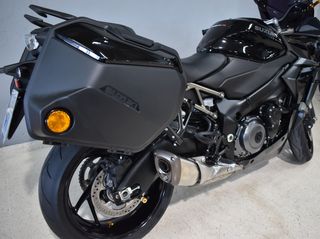 Suzuki GSX S1000GT Negra