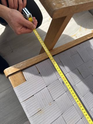 Banco de jardín madera y tela gris