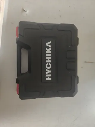 Taladro Inalámbrico HYCHIKA con Accesorios