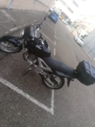 Honda CBF 250 Negra/Plata