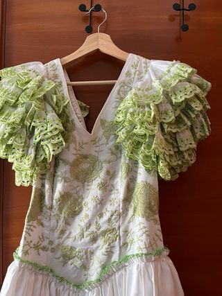 Vestido de flamenca blanco y verde