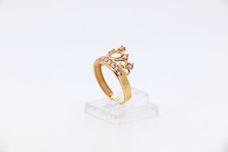 ANILLO GRANDE CORONA CIRCONITAS ROSAS. Oro 18k.