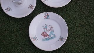 Vajilla infantil San Claudio antigua ver fotos lee