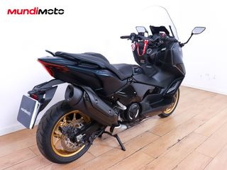 YAMAHA T-MAX 560 TECH MAX