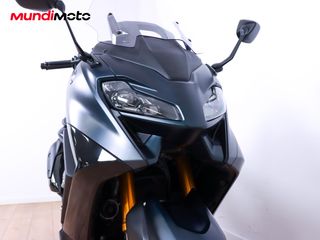 YAMAHA T-MAX 560 TECH MAX