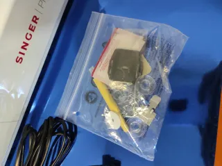Máquina de coser Singer 1408 NUEVA a estrenar