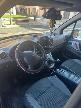 Peugeot Partner 2016