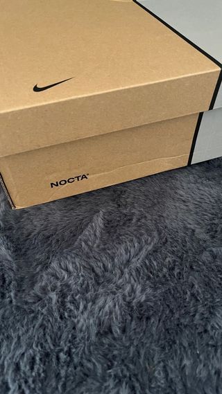 Nike NOCTA Blancas y Plateadas