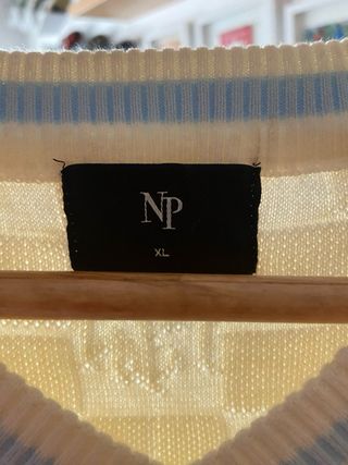 Chaleco Nude Project Beige y Azul