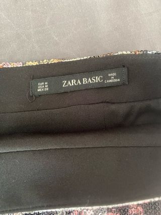 Falda de lentejuelas floral