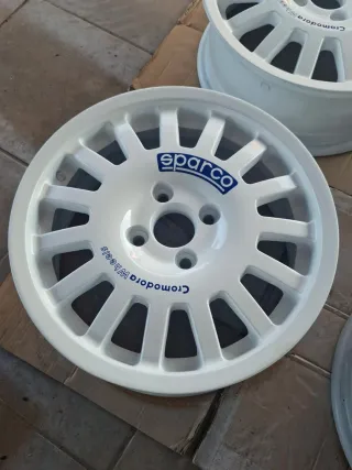 Llantas Sparco Cromodora Blancas en 15"
