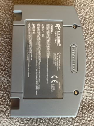 Lotto N64, leggere la descrizione.