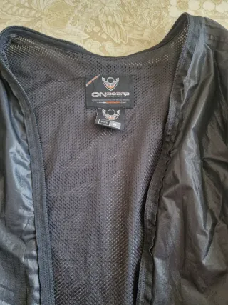 Cazadora de moto negra mujer 4 estaciones