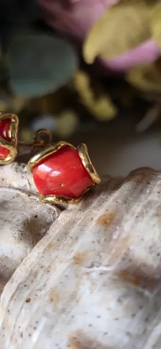 Pendientes Coral y Plata Dorada