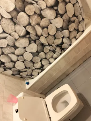 Alquiló habitación a una persona o una pareja