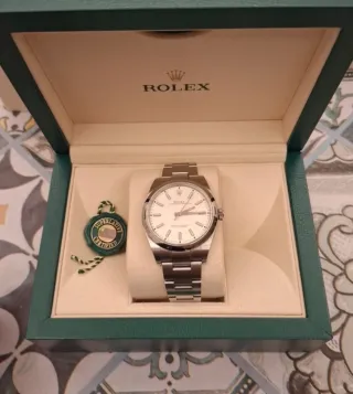 Rolex Oyster Perpetual Plata y Blanco