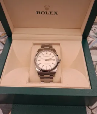 Rolex Oyster Perpetual Plata y Blanco