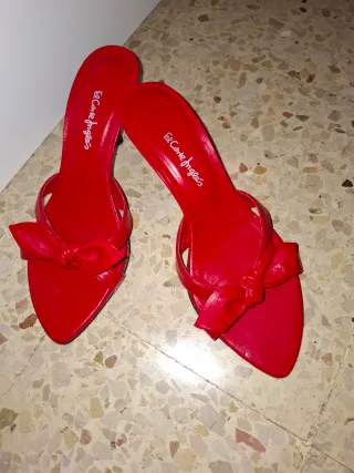 Zapatos tacón rojos El Corte Inglés