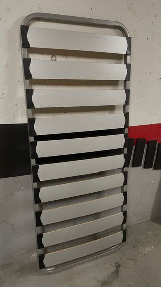 Somier 76x183 cm en muy buen estado