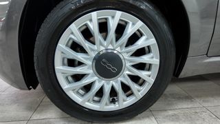 FIAT 500 Club 1.0 Hybrid 70 CV