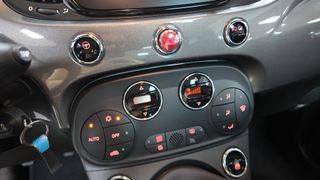 FIAT 500 Club 1.0 Hybrid 70 CV