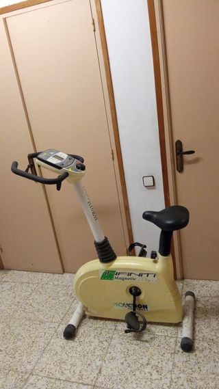 Bicicleta Estática INFINITI Magnetic