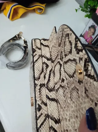 Bolso Mango Piel Serpiente