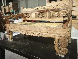 Banco colonial madera maciza tallada