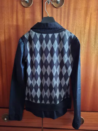 Camisa negra jersey rombos