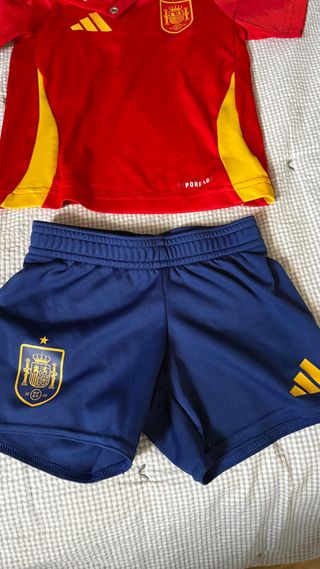 Equipación Infantil España Adidas