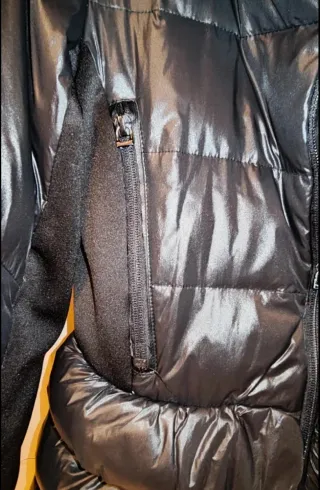 Abrigo de plumas mujer negro Oferta. Original