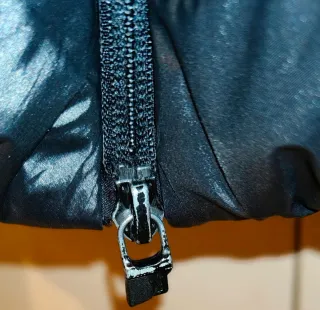 Abrigo de plumas mujer negro Oferta. Original