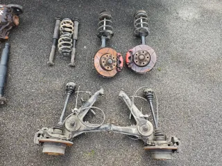 BMW E30 1985 + piezas