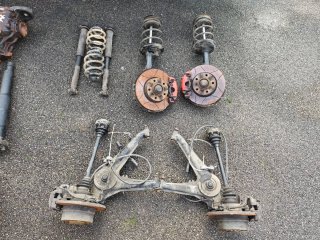 BMW E30 1985 + piezas