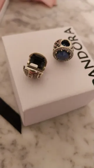 Lote 2 Charm Pandora Plata y Azul