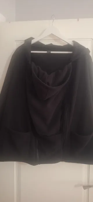 Mochila Portabebés Ergobaby Negra + Sudadera Porte