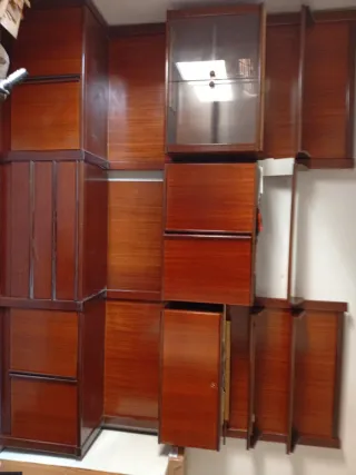 Muebles de salón madera oscura 200 euro