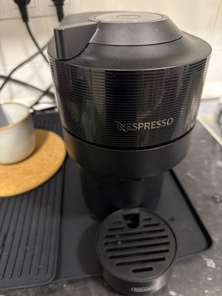 Cafetera Nespresso Vertuo Pop Negra
