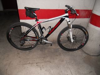 Bicicletta MTB Bianca e Nera