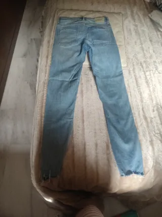 Pantalón vaquero Zara Talla 34