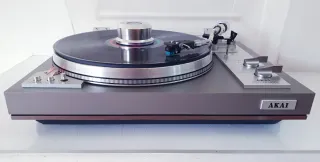 Akai AP-306C Tocadiscos Vintage Direct Drive