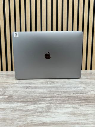 MacBook Pro 15" 2018 i7 16gb 512gb SSD