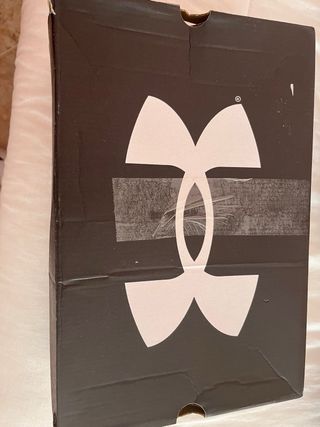 Zapatillas Under Armour LD7 Negro/Dorado