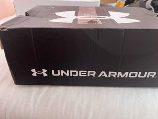 Zapatillas Under Armour LD7 Negro/Dorado