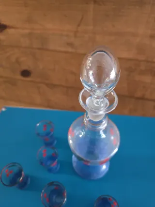 Juego licorera 5 vasos cristal decorado