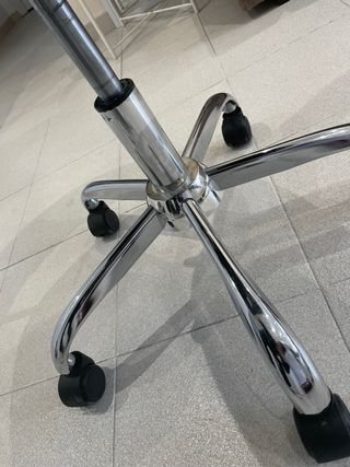 Silla de escritorio / oficina en piel blanca