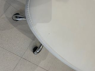 Silla de escritorio / oficina en piel blanca